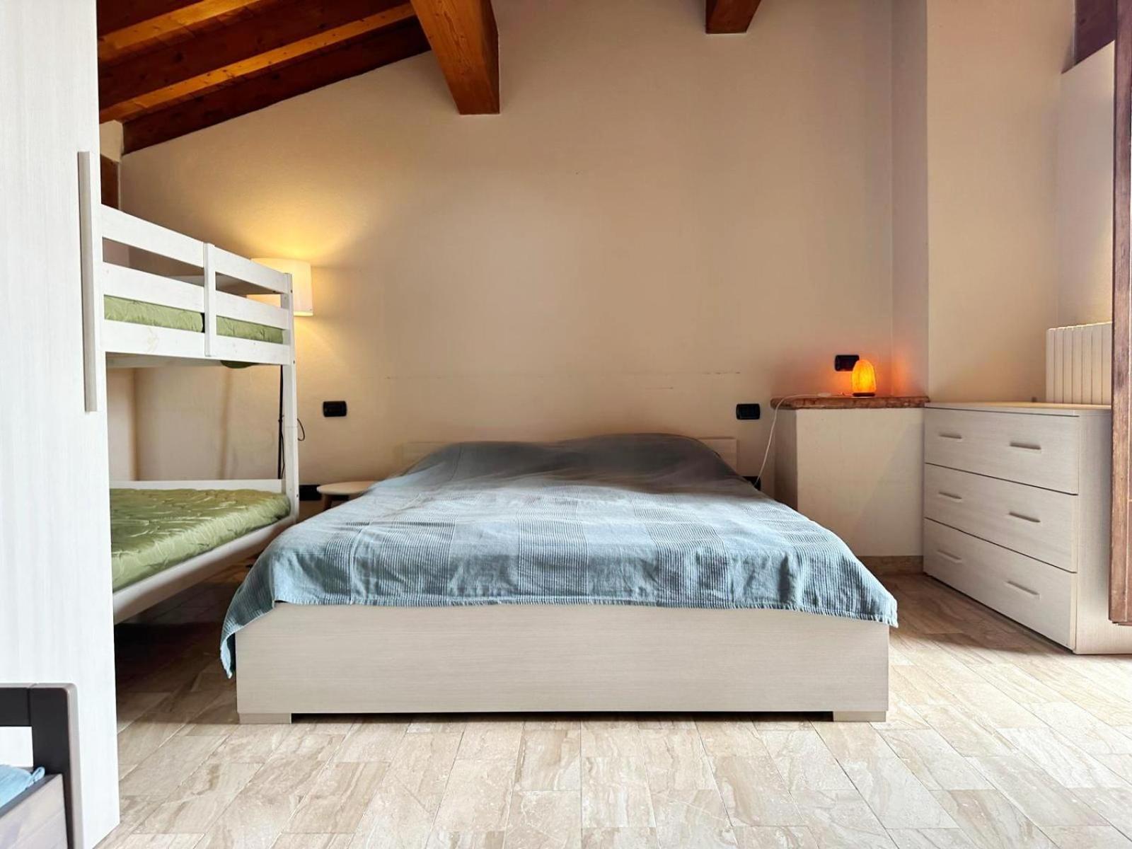 Loft Gardasee Лонато Екстериор снимка