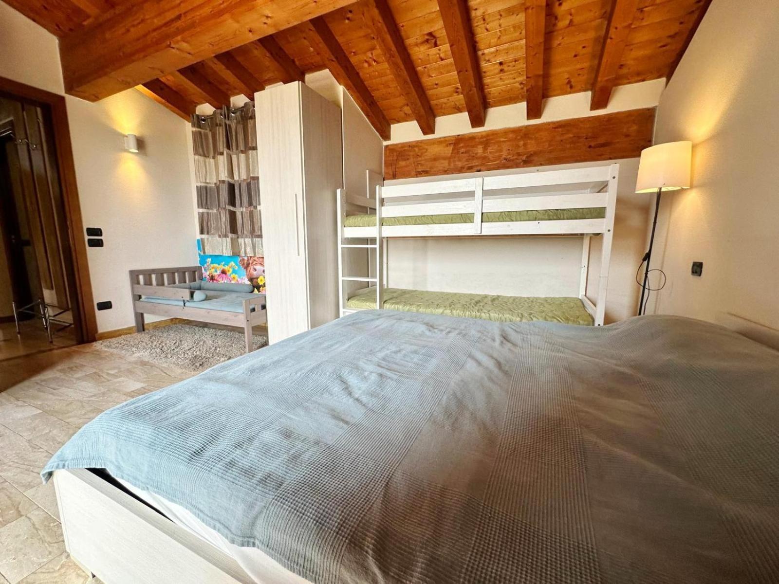 Loft Gardasee Лонато Екстериор снимка