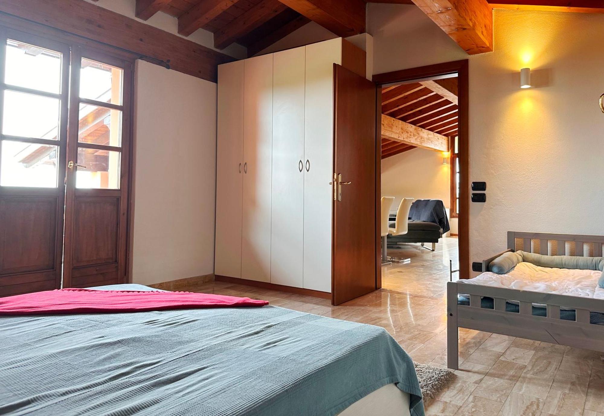 Loft Gardasee Лонато Екстериор снимка