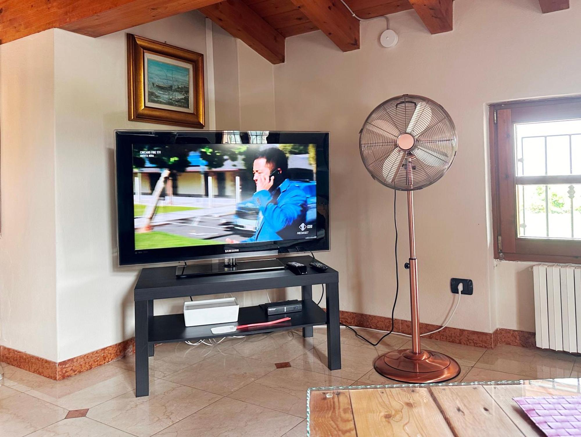 Loft Gardasee Лонато Екстериор снимка